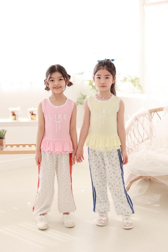 Dalla - Korean Children Fashion - #toddlerclothing - Molang Flower Jogger Pants - 6