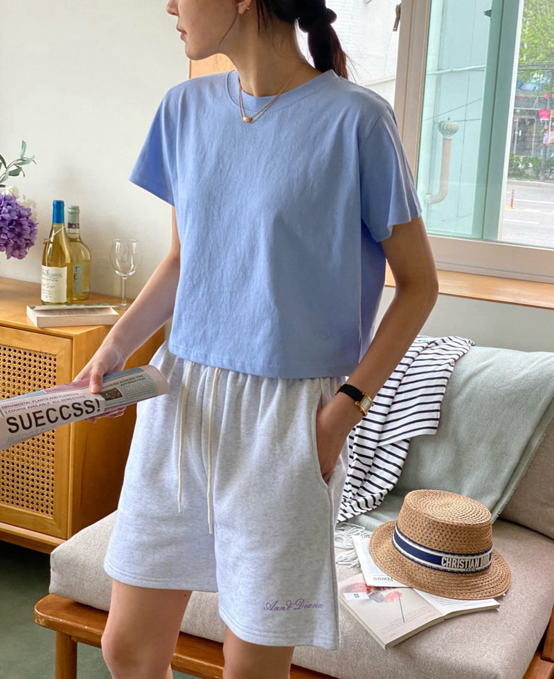 Diana - Korean Women Fashion - #womensfashion - Basic Crop Tee - 2