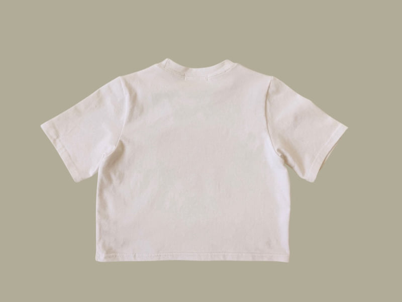 Dore Dore - Korean Children Fashion - #littlefashionista - Kids Lettering Heart Crop Tee - 6