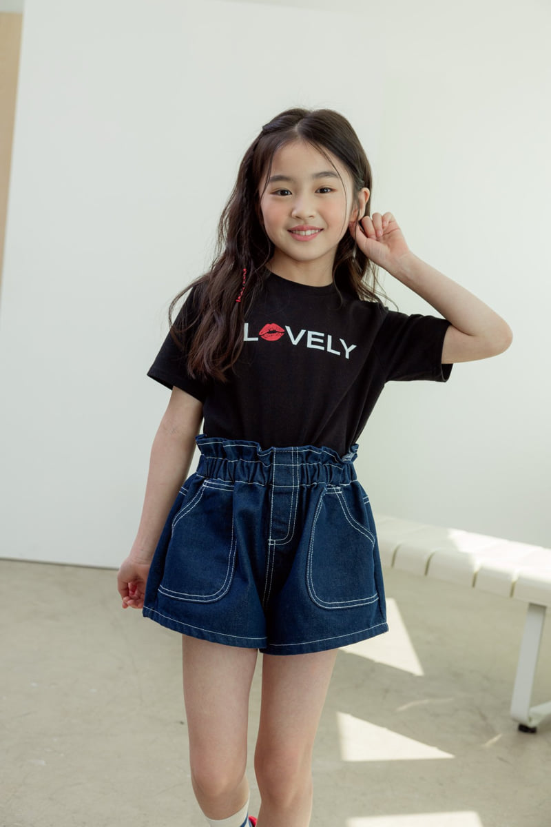 Dore Dore - Korean Children Fashion - #stylishchildhood - Kids Lip Crop Tee