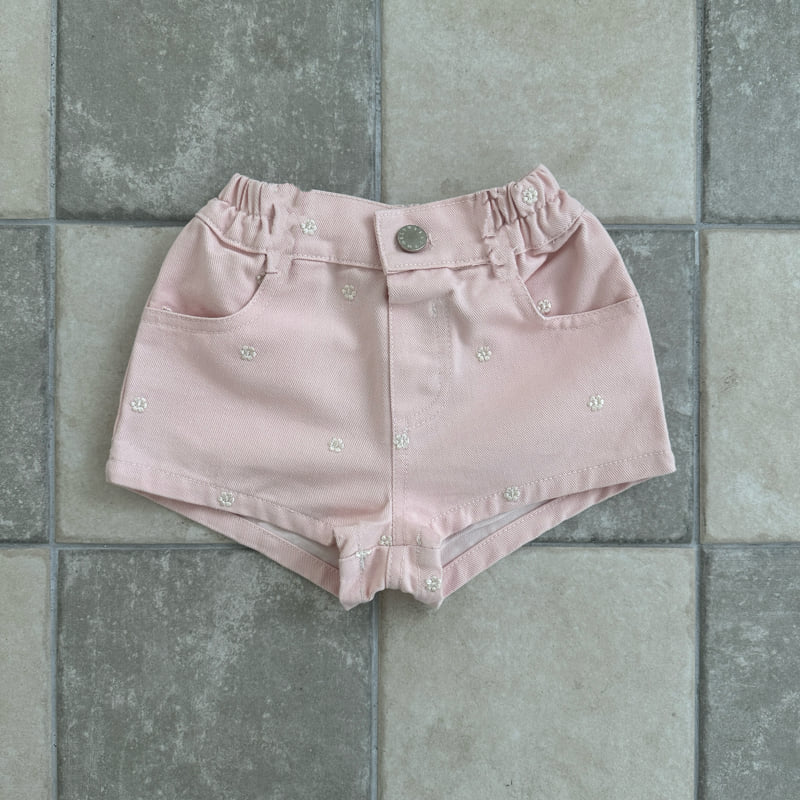 Ellymolly - Korean Children Fashion - #fashionkids - Daisy Embroidery Short Pants - 4