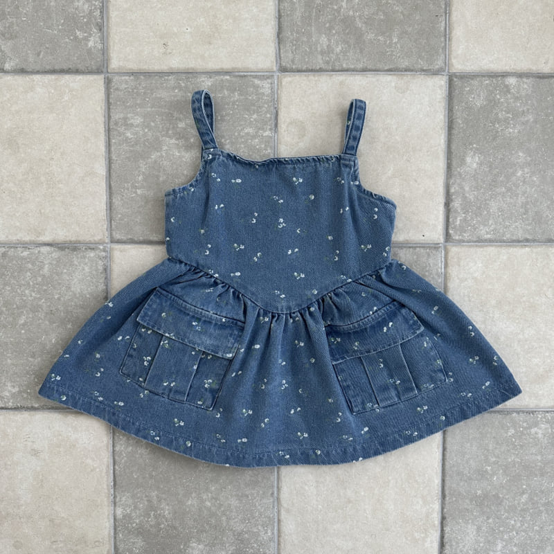 Ellymolly - Korean Children Fashion - #littlefashionista - Denim Flower Big Pocket One-piece