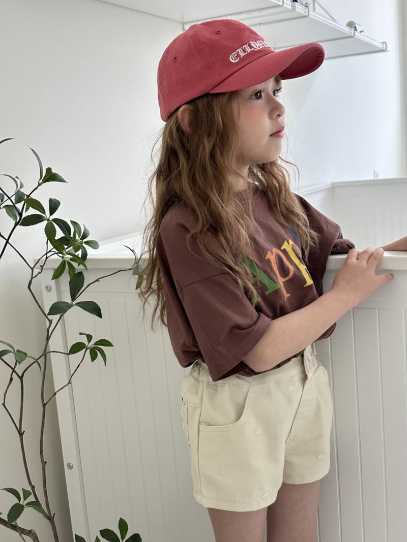 Ellymolly - Korean Children Fashion - #littlefashionista - Daisy Embroidery Short Pants - 8