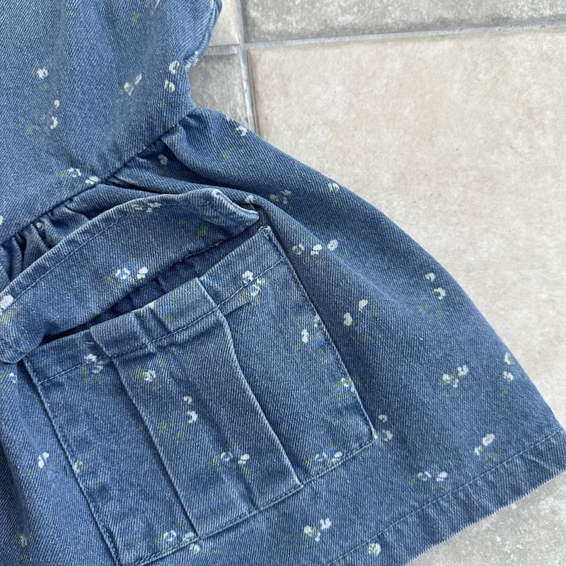 Ellymolly - Korean Children Fashion - #minifashionista - Denim Flower Big Pocket One-piece - 4