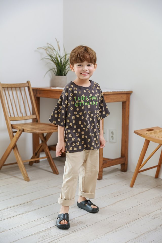 Green Tomato - Korean Children Fashion - #childofig - Clover Tee - 2