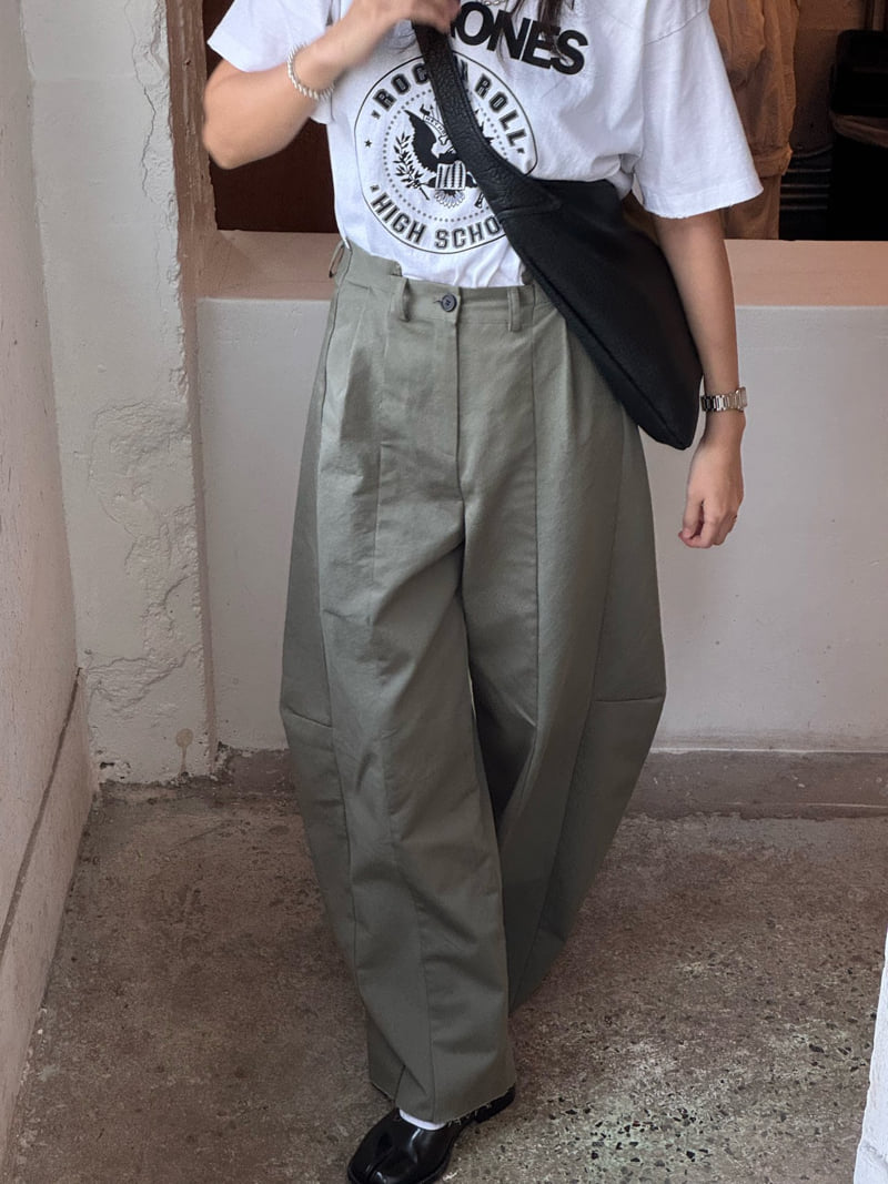 Heil - Korean Women Fashion - #womensfashion - Sica Slit Pants