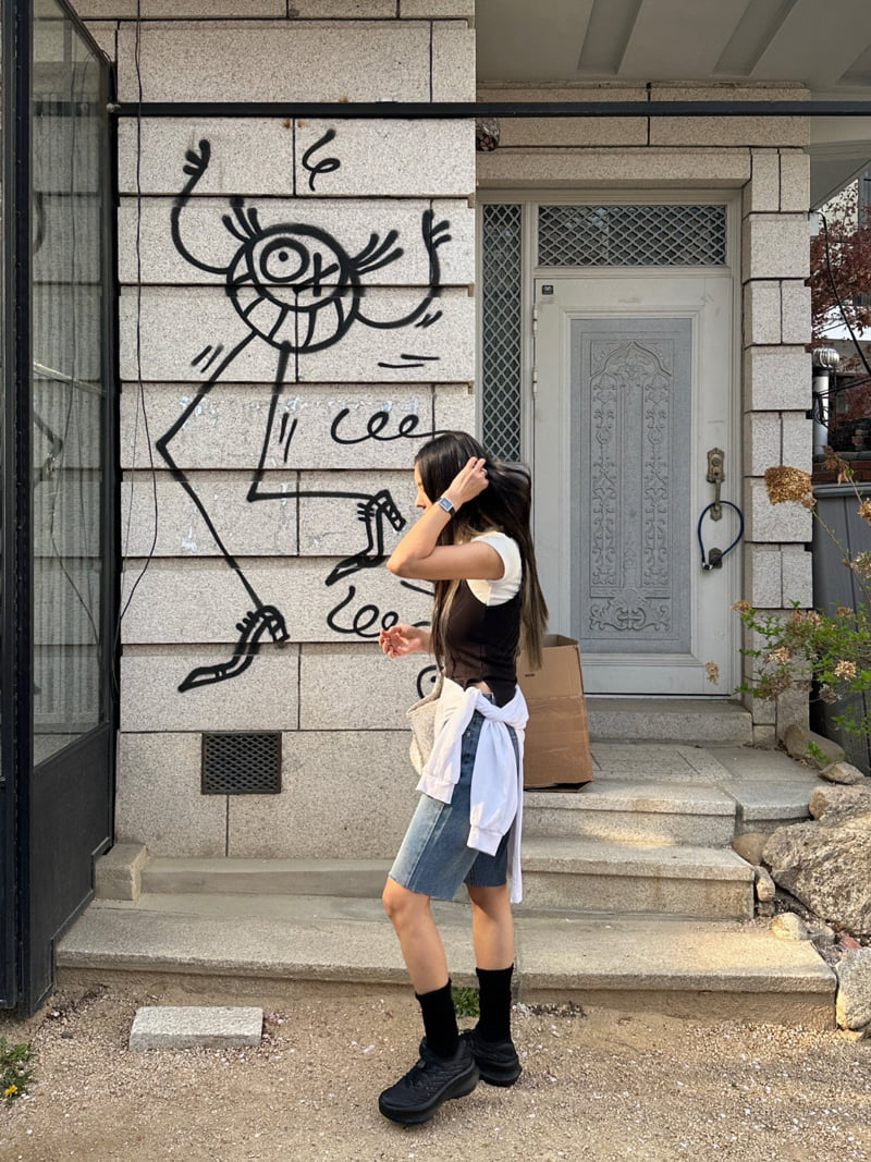 Heil - Korean Women Fashion - #womensfashion - New Half Denim Pants