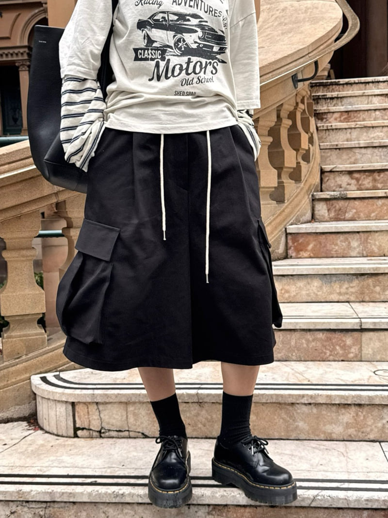 Heil - Korean Women Fashion - #womensfashion - Cargo Bermuda - 11