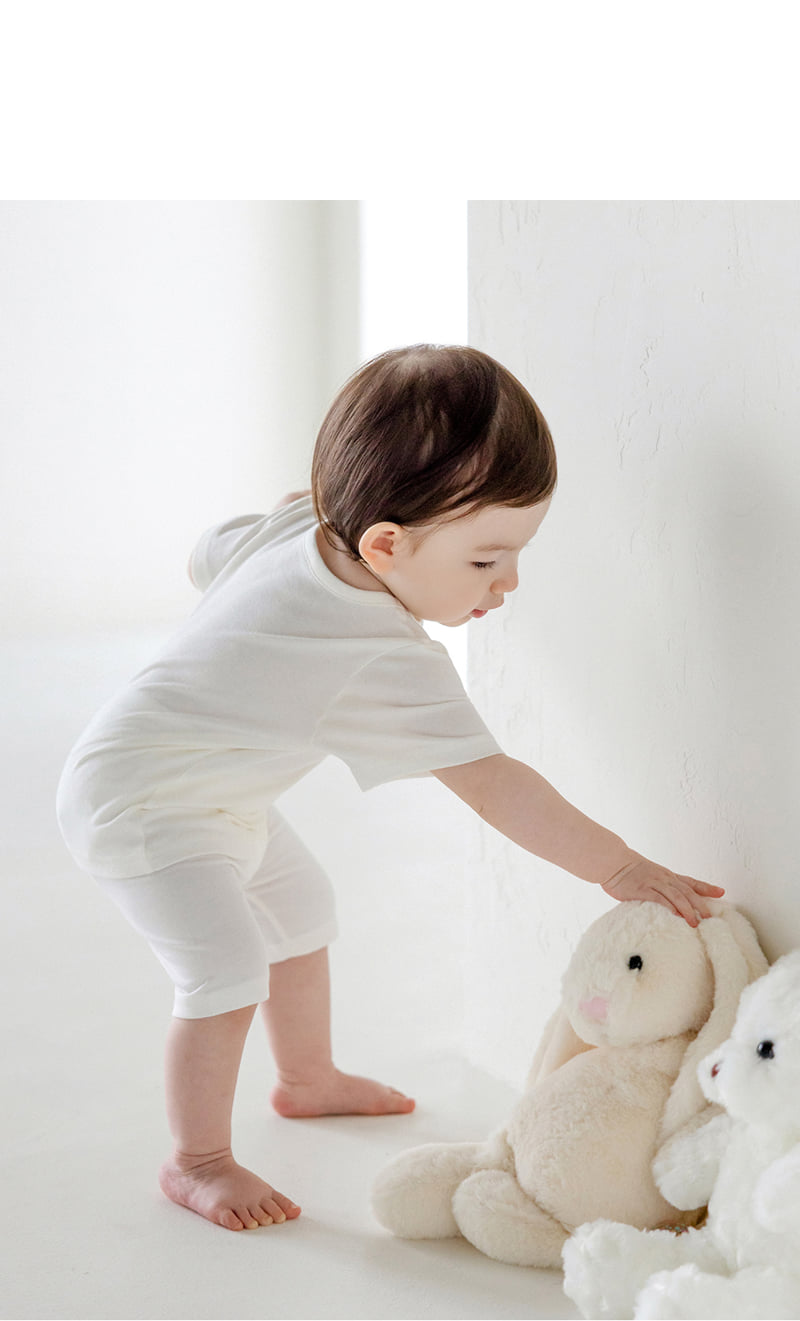 Kids Clara - Korean Baby Fashion - #babyboutiqueclothing - Pure Basic Half Baby Leggings