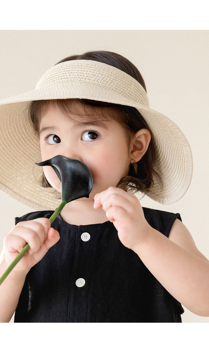 Kids Clara - Korean Baby Fashion - #babyfashion - Ranua wide Straw Sun Cap - 4