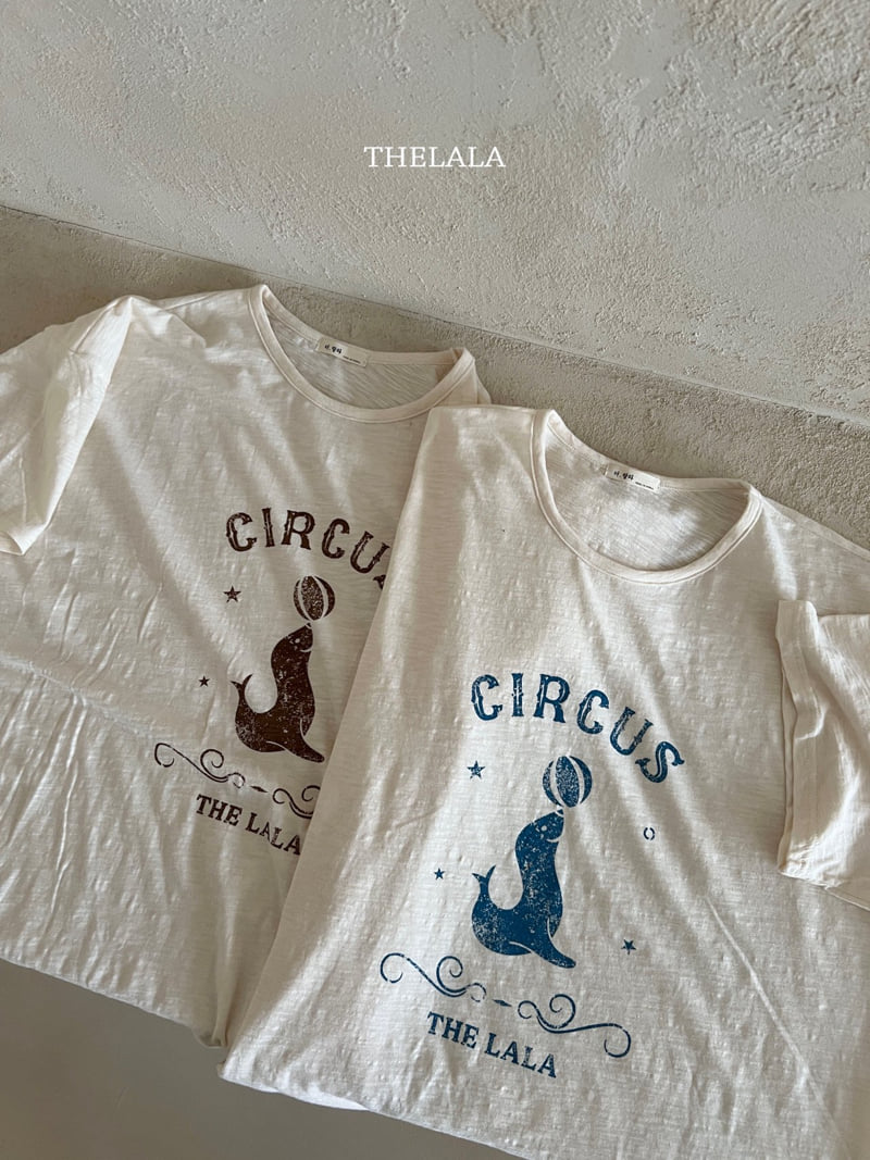 Lala - Korean Women Fashion - #womensfashion - Seal Mom Tee - 12