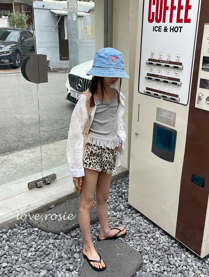 Love Rosie - Korean Children Fashion - #prettylittlegirls - Frill Hem Sleeveless Tee - 11