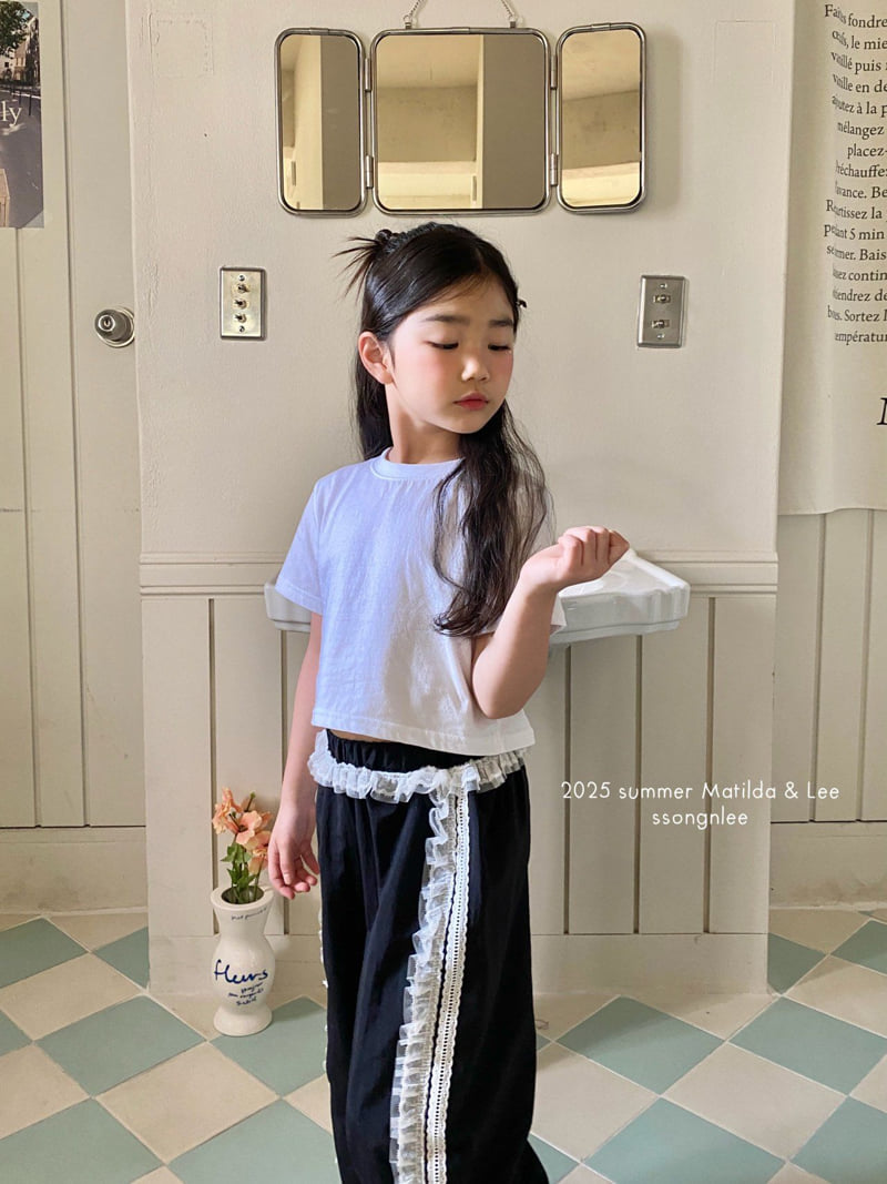 Matilda & Lee - Korean Children Fashion - #Kfashion4kids - Minimal Embroidery Crop Tee - 11