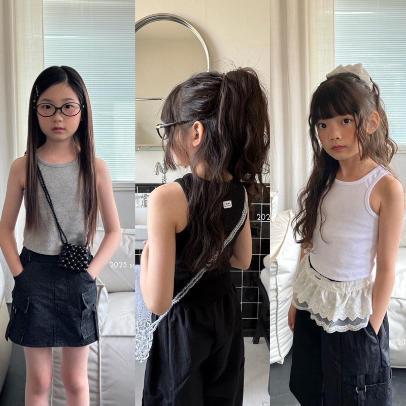 Matilda & Lee - Korean Children Fashion - #fashionkids - Label Crop Sleeveless