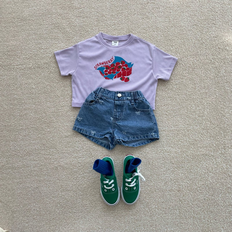 Middle Name - Korean Children Fashion - #kidsshorts - Crop Strawberry Tee - 8