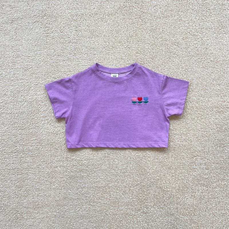 Middle Name - Korean Children Fashion - #minifashionista - Crop Flower Embroidery Tee - 2