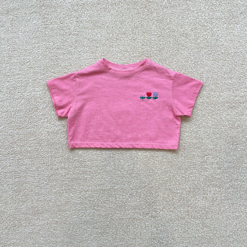 Middle Name - Korean Children Fashion - #prettylittlegirls - Crop Flower Embroidery Tee - 3