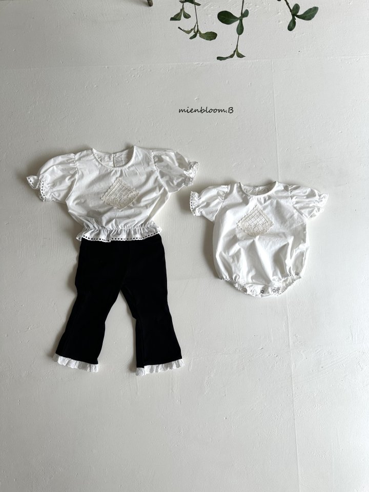 Mienbloom B - Korean Children Fashion - #todddlerfashion - Kids Square Flower Blouse (Ivory) - 3