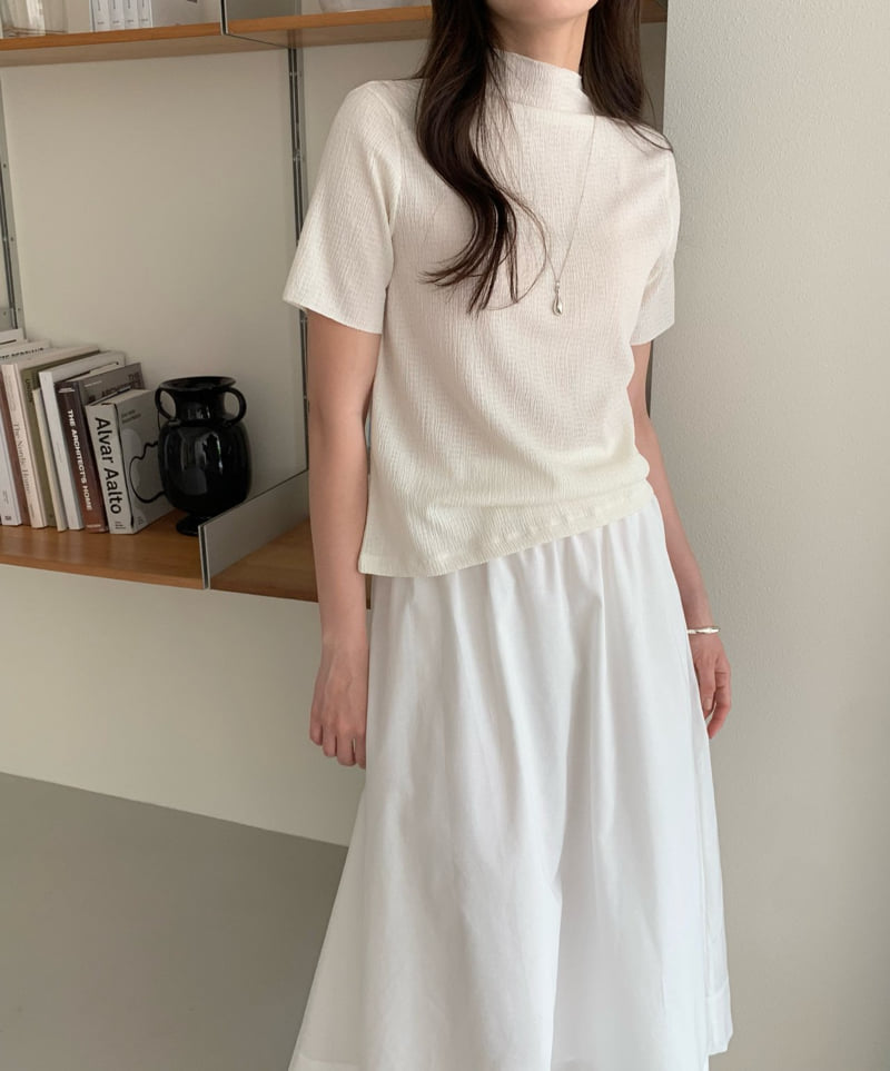 Moani - Korean Women Fashion - #romanticstyle - Crease Mok Neck Top - 5