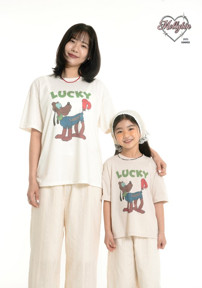 Mollybin - Korean Women Fashion - #momslook - Essential Lucky Tee (with Mom) - 4