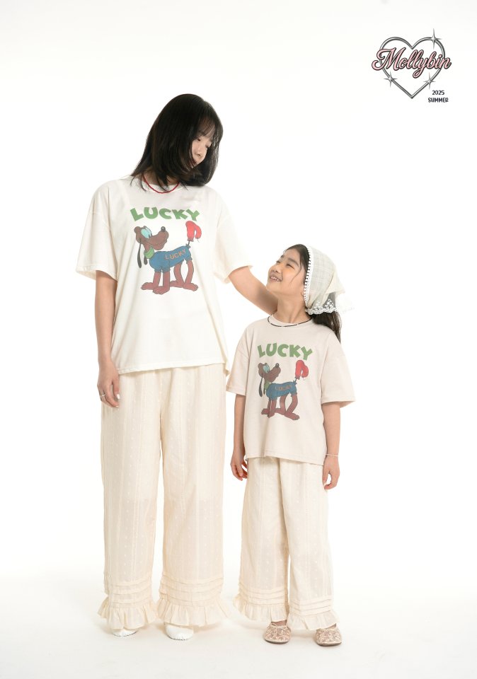 Mollybin - Korean Women Fashion - #momslook - Essential Lucky Tee (with Mom) - 5