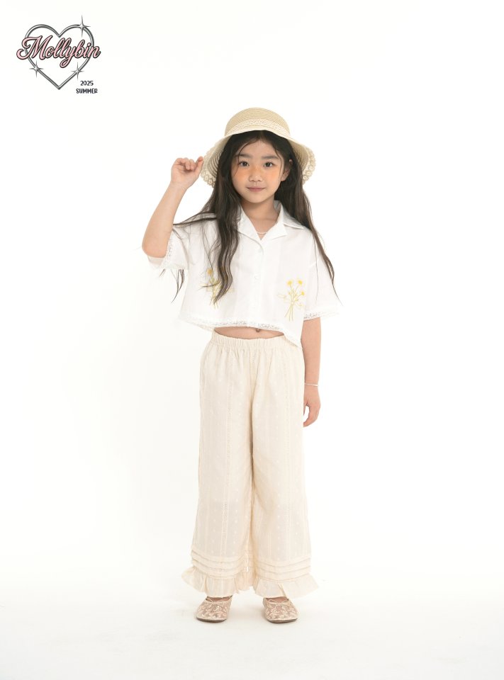 Mollybin - Korean Women Fashion - #womensfashion - Daisy Lace Shirt (with Mom) - 12