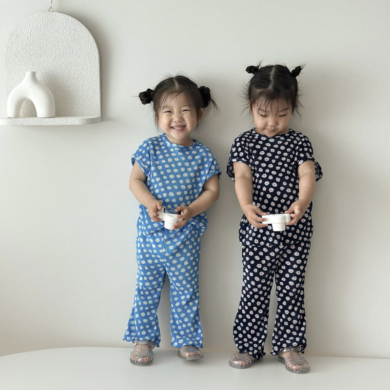 Moran - Korean Baby Fashion - #onlinebabyboutique - Wildflower Bootcut Set - 2