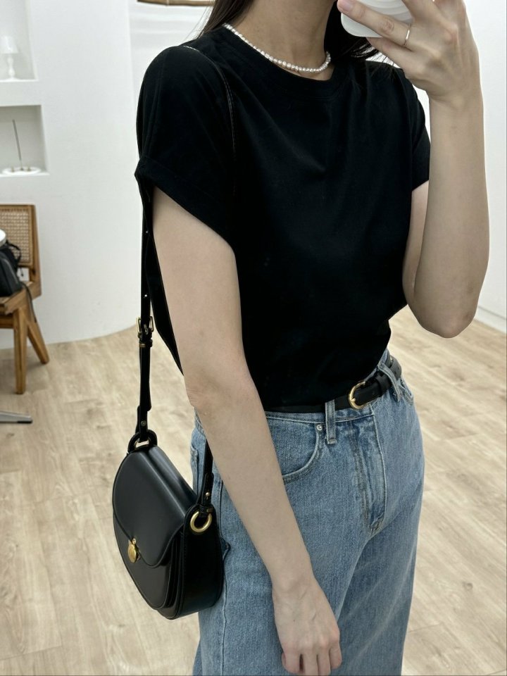Most - Korean Women Fashion - #momslook - Roll-up Short Sleeved Tee - 9