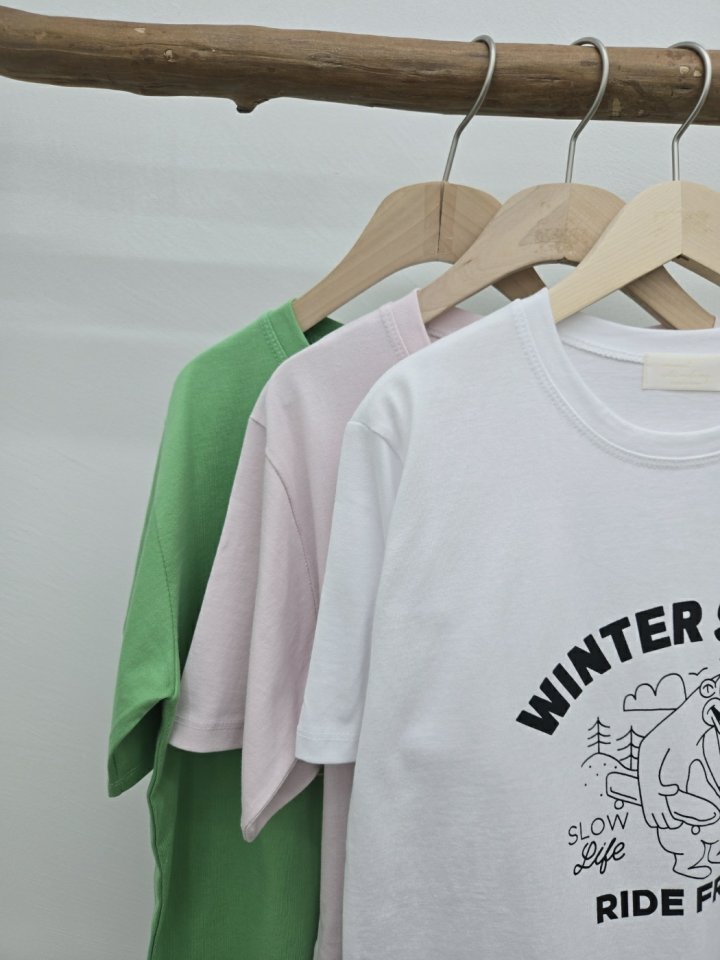Most - Korean Women Fashion - #vintagekidsstyle - Winter Bear Tee - 4