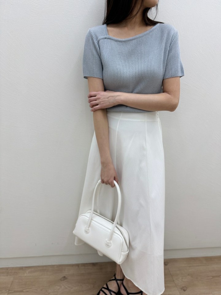 Most - Korean Women Fashion - #restrostyle - Amber Knit Top - 3