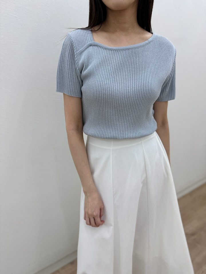 Most - Korean Women Fashion - #vintagekidsstyle - Amber Knit Top