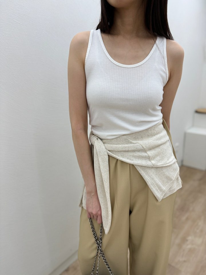 Most - Korean Women Fashion - #womensfashion - Moss Sleeveless Top - 9
