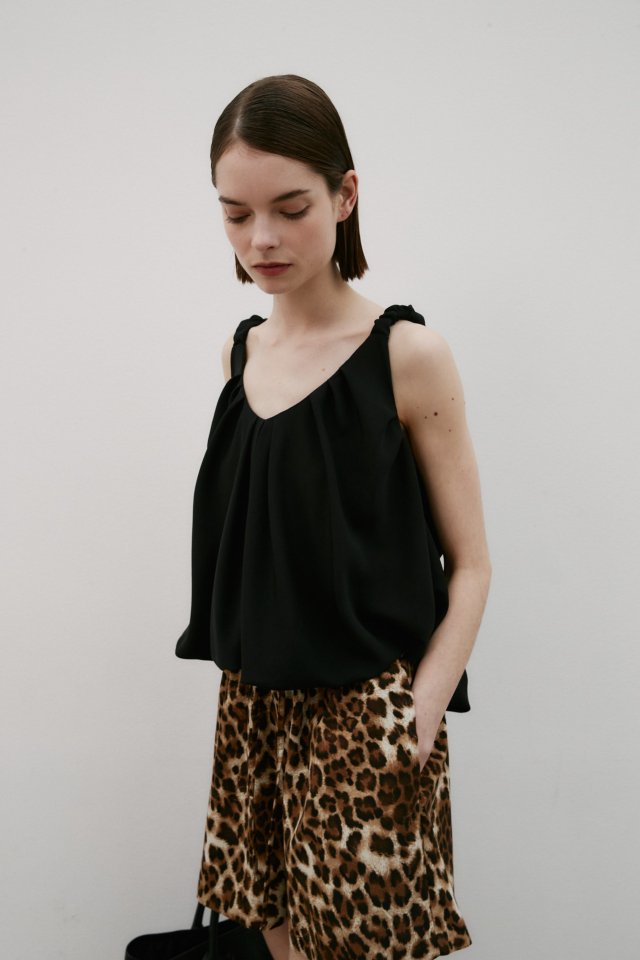 Neroli36 - Korean Women Fashion - #momslook - Dolce Sleeveless Top - 11