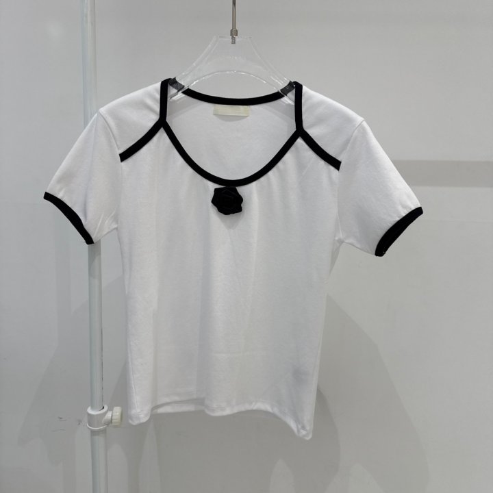 Neroli36 - Korean Women Fashion - #womensfashion - Rose Tee - 2