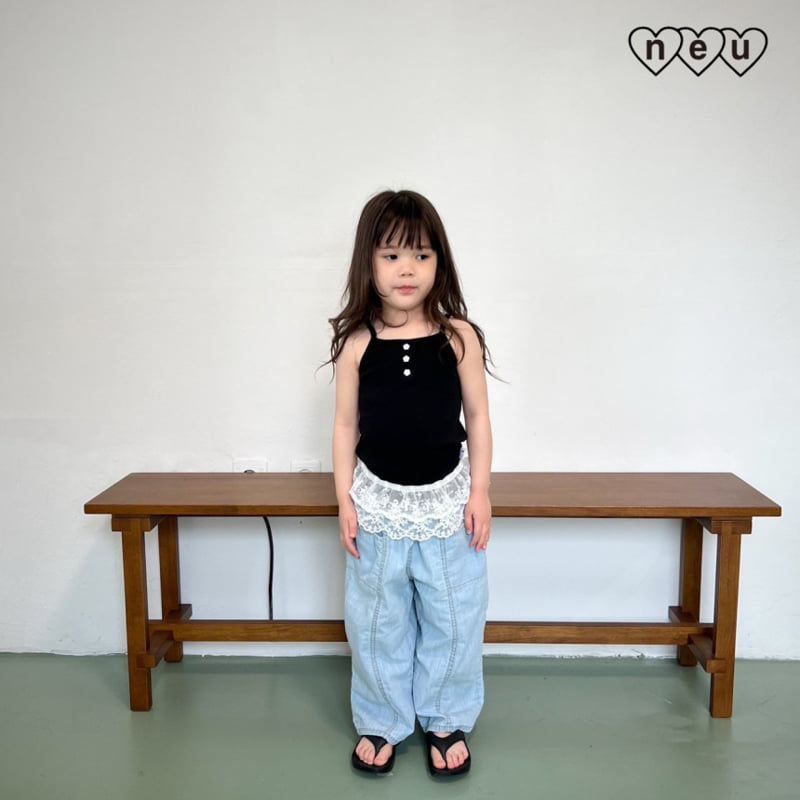 Neu - Korean Baby Fashion - #babyoutfit - Flower Shorts - 2