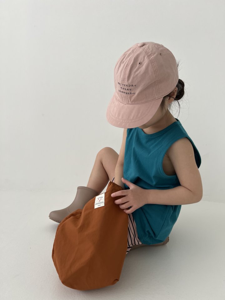 Oatmeal - Korean Children Fashion - #childrensboutique - Daily Set (Short Sleeve Tee + Sleeveless) - 8