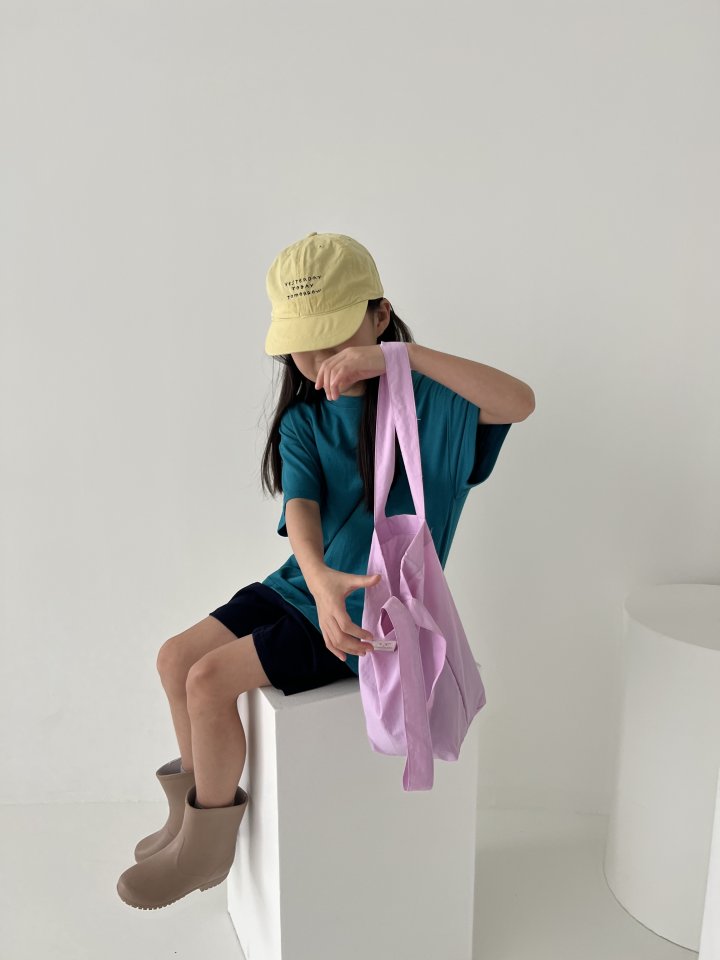 Oatmeal - Korean Children Fashion - #magicofchildhood - Daily Set (Short Sleeve Tee + Sleeveless)