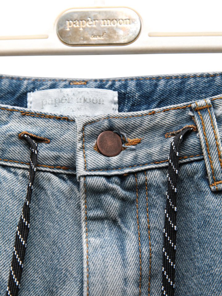 Paper Moon - Korean Women Fashion - #momslook - Drawstring Detail Wide Blue Denim Jeans - 9