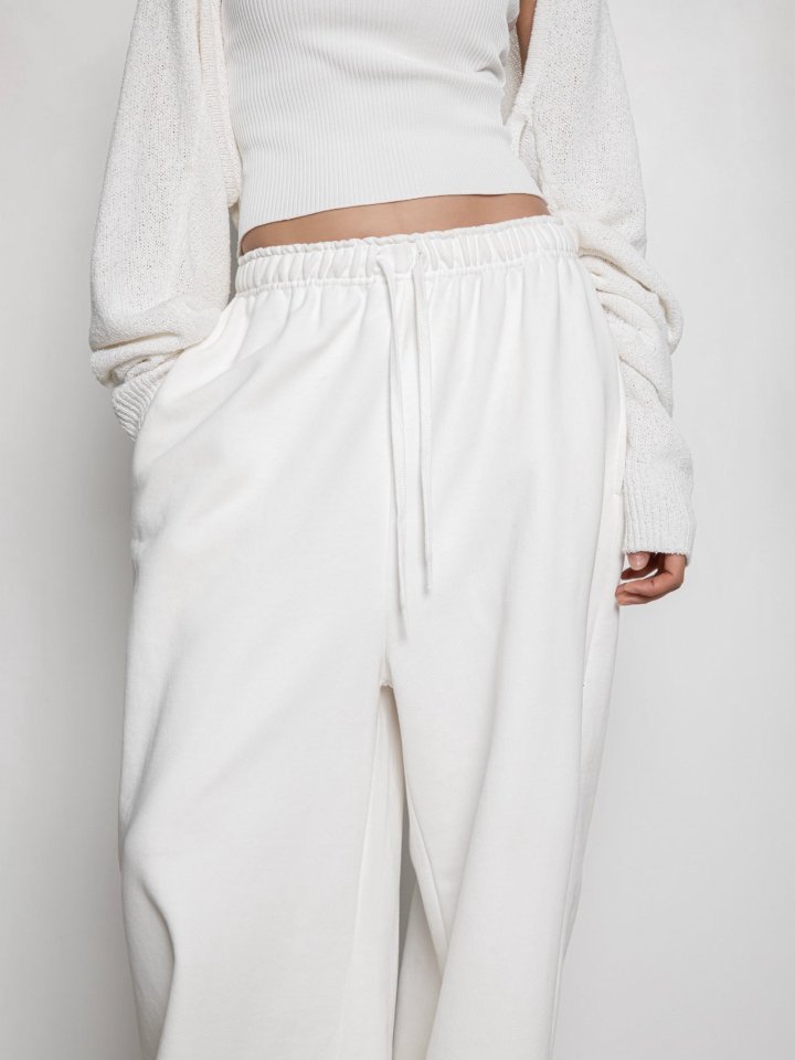 Paper Moon - Korean Women Fashion - #momslook - Maxi Wide Detail Sweat Trousers - 2