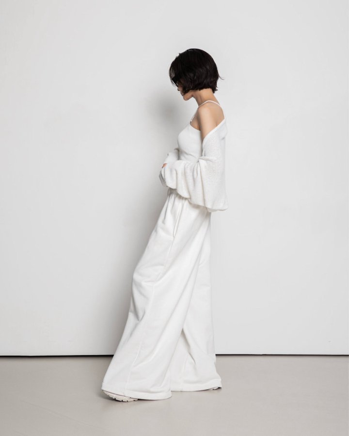 Paper Moon - Korean Women Fashion - #womensfashion - Maxi Wide Detail Sweat Trousers - 4