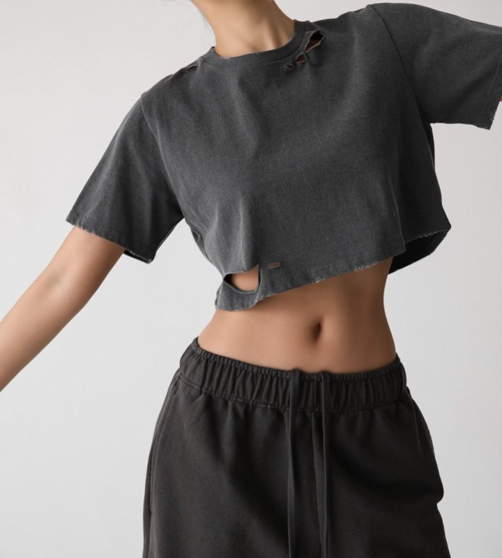 Paper Moon - Korean Women Fashion - #momslook - Cropped Pigment Cutting Detail Tee - 2