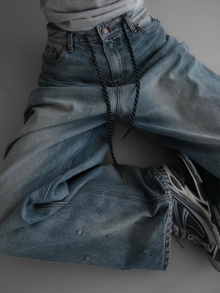 Paper Moon - Korean Women Fashion - #momslook - Drawstring Detail Wide Blue Denim Jeans - 4