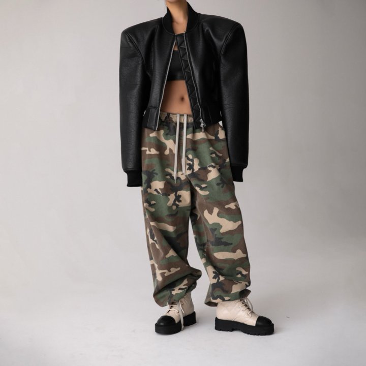 Paper Moon - Korean Women Fashion - #womensfashion - Camouflage Cotton Banded Maxi Wide Trousers - 3