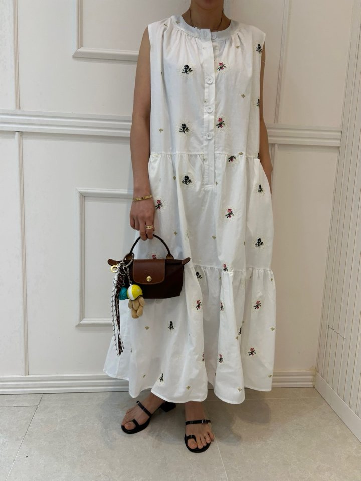 Pearls room - Korean Women Fashion - #momslook - Embroidery One-piece - 3