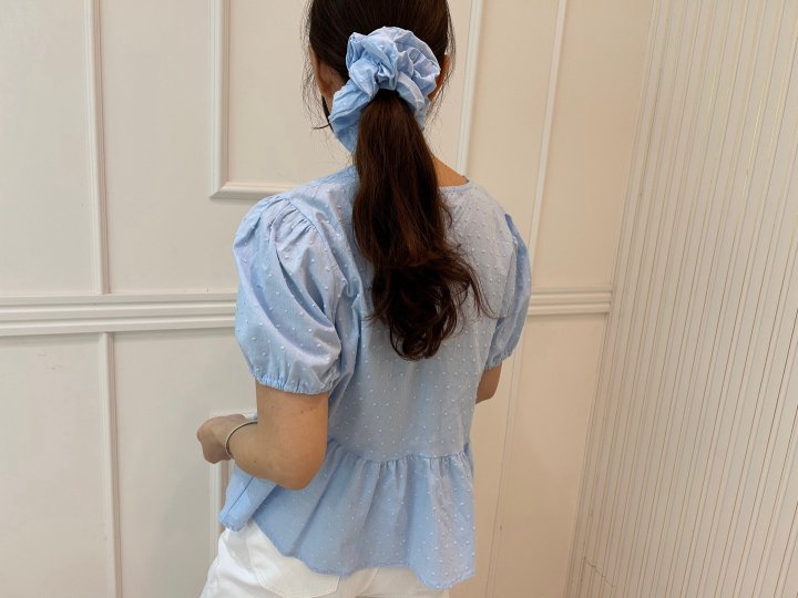 Pearls room - Korean Women Fashion - #womensfashion - Snow Flower Blouse with Hairband - 4