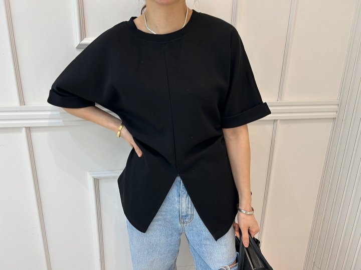 Pearls room - Korean Women Fashion - #momslook - Front Slit Tee - 9