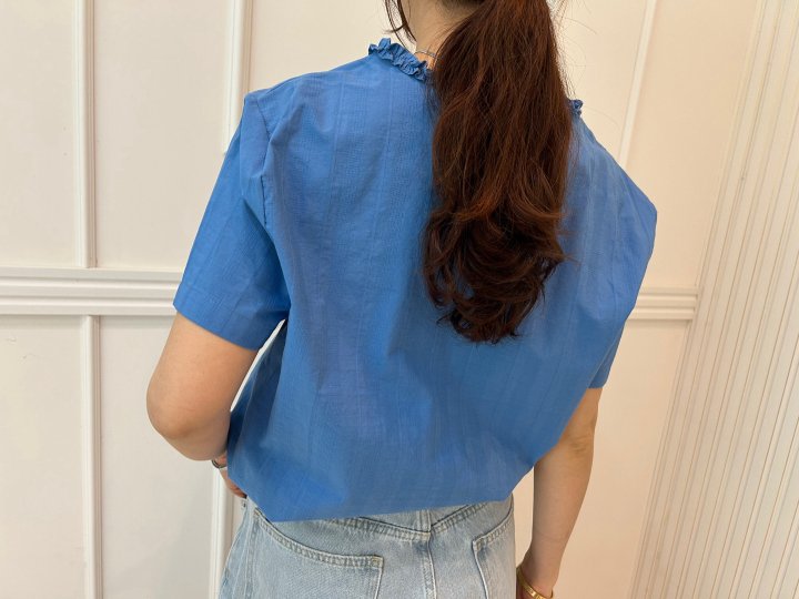 Pearls room - Korean Women Fashion - #momslook - Wave Blouse - 5