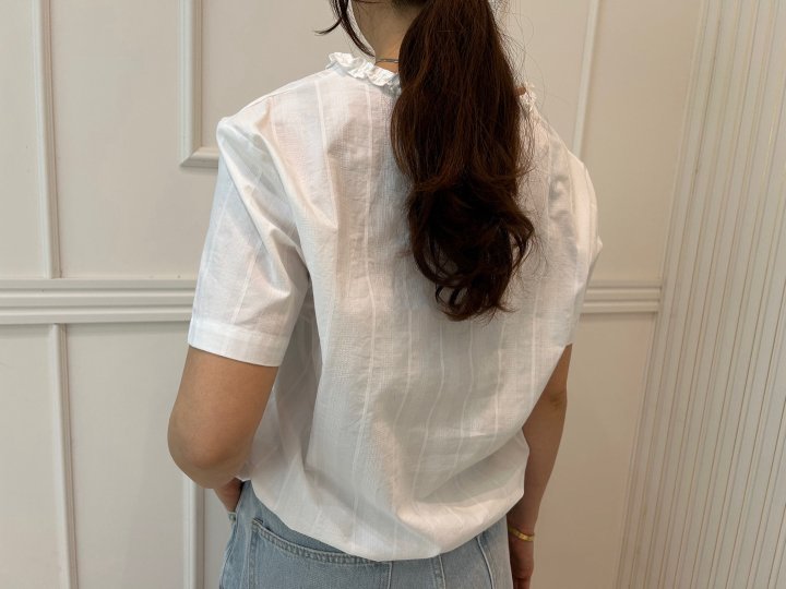 Pearls room - Korean Women Fashion - #pursuepretty - Wave Blouse - 10
