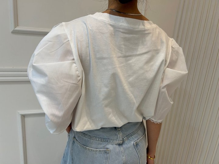 Pearls room - Korean Women Fashion - #restrostyle - Pearl Ribbon Puff Tee - 6