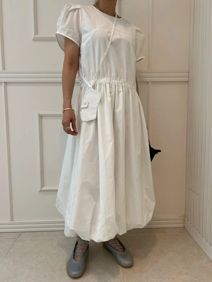 Pearls room - Korean Women Fashion - #vintageinspired - Balloon One-piece - 2
